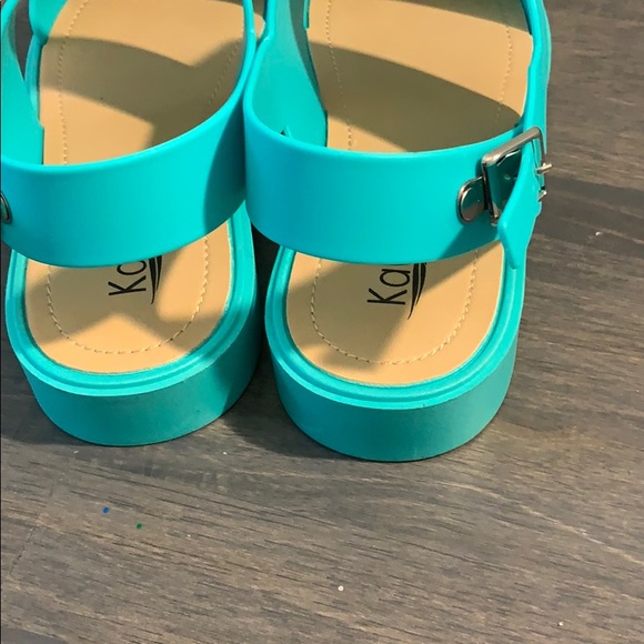 Kali Flip Flip Strappy Slingback Sandals / New - Picture 5 of 8